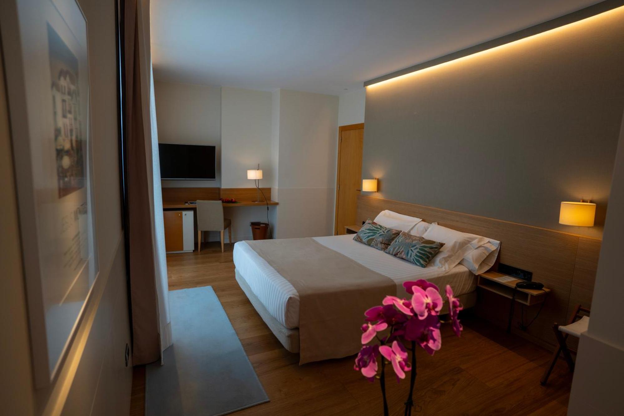 Hotel Jaizkibel Hondarribia Bagian luar foto